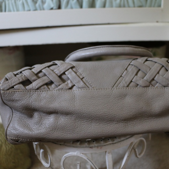 Created By Valerie New York Leather Light Gray Bag - Picture 8 of 12